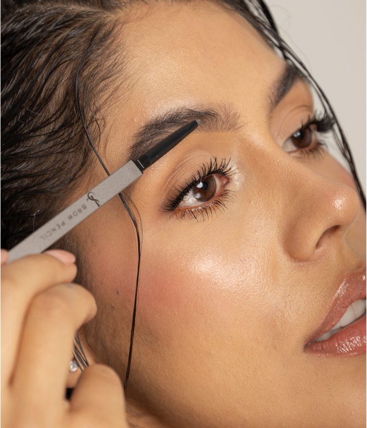 LÁPIZ RETRÁCTIL PARA CEJAS LÍNEA SARA LÓPEZ