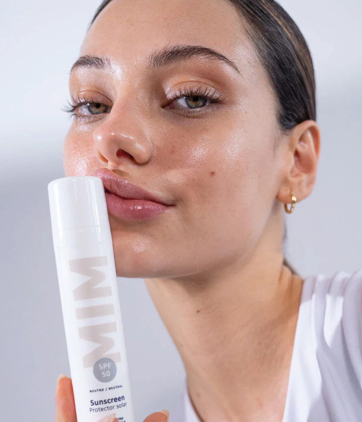 SUNSCREEN - PROTECTOR SOLAR MIM SPF 50 - 50ML.