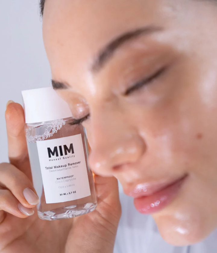 TOTAL MAKEUP REMOVER - WATERPROOF - DESMAQUILLANTE MIM 80 ML.
